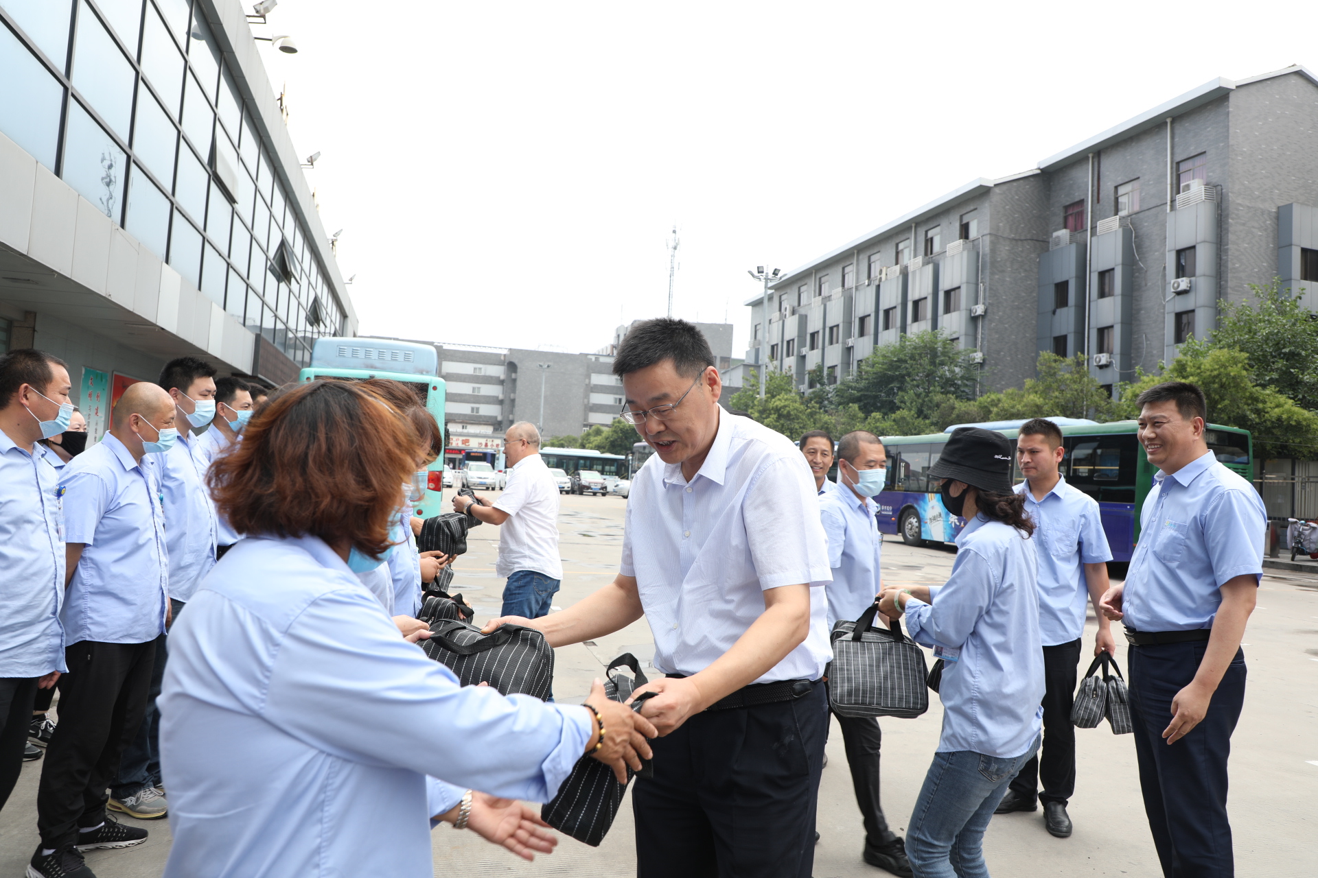 巅峰国际官网-追求康健,你我一起生长