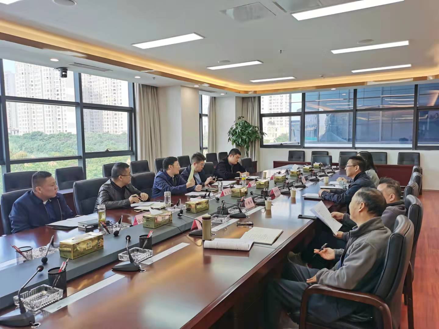 市审计局赴巅峰国际官网集团开展市场化转型调研事情